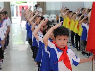 童心向黨爭先鋒，一年級娃踏新程