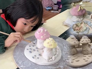 【凌霄新聞臺(tái)】雨過天青云破處 這般顏色做將來——2021-2022學(xué)年度第一學(xué)期寶小陶藝社團(tuán)活動(dòng)回顧