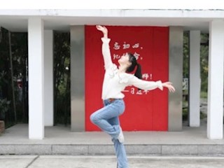 【凌霄新聞臺(tái)】以舞戰(zhàn)“疫”，致敬新時(shí)代最美“姑勇者”