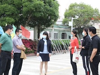 【凌霄新聞臺(tái)】防疫從嚴(yán) 全力以“復(fù)”