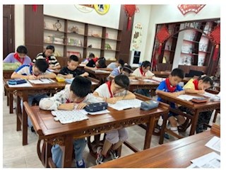 【凌霄新聞臺(tái)】享書寫之樂 秀漢字之美