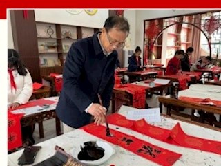 【凌霄新聞臺(tái)】迎新年，送祝福，書(shū)成長(zhǎng)—寶帶實(shí)驗(yàn)小學(xué)迎新春寫(xiě)春聯(lián)活動(dòng)—
